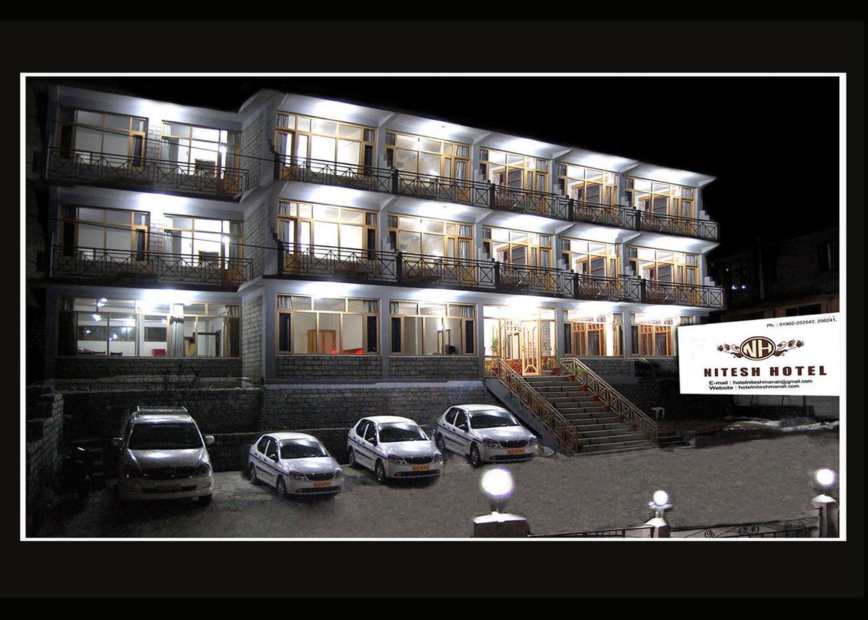 Hotel Nitesh Manāli Eksteriør bilde